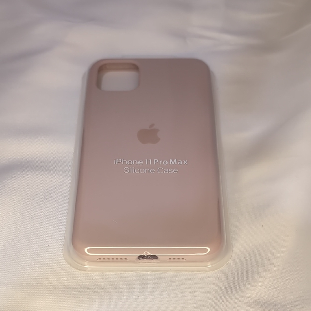 Apple iPhone 11 Pro Max Silicone Case - Light Pink